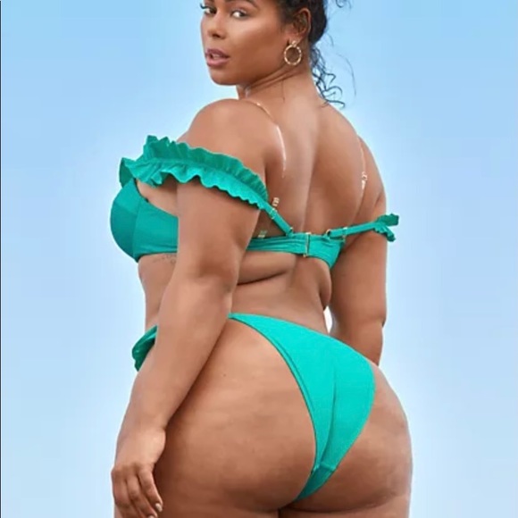 Plus size two piece bikini - Picture 3 of 4